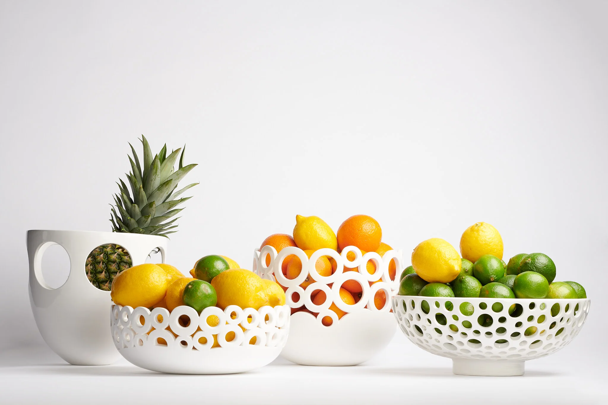 Chalet Bee Bowl in White - Image 3