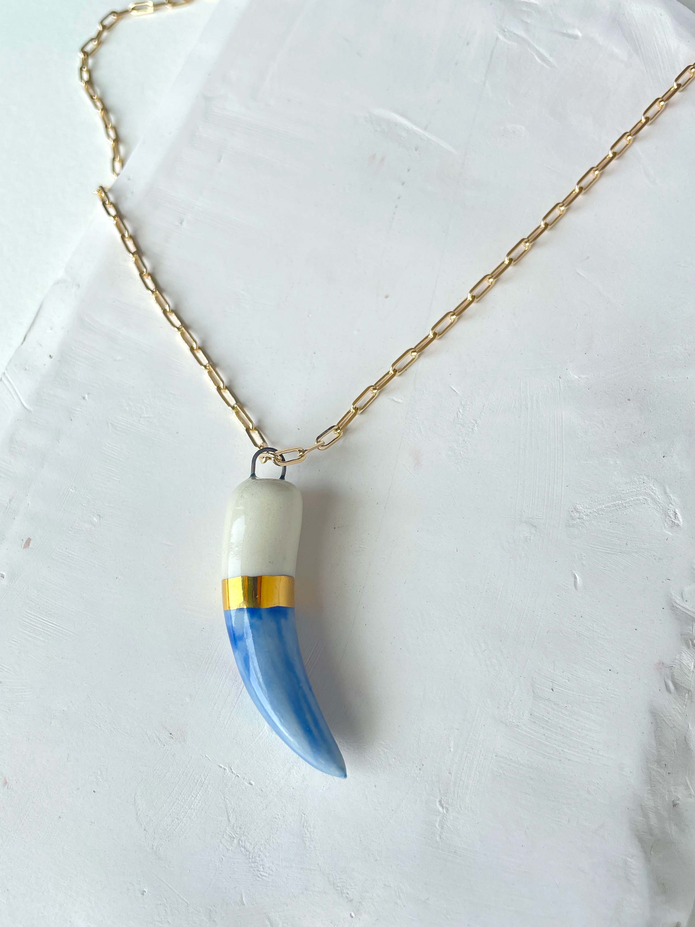 Shark tooth necklace: Gold - Image 4