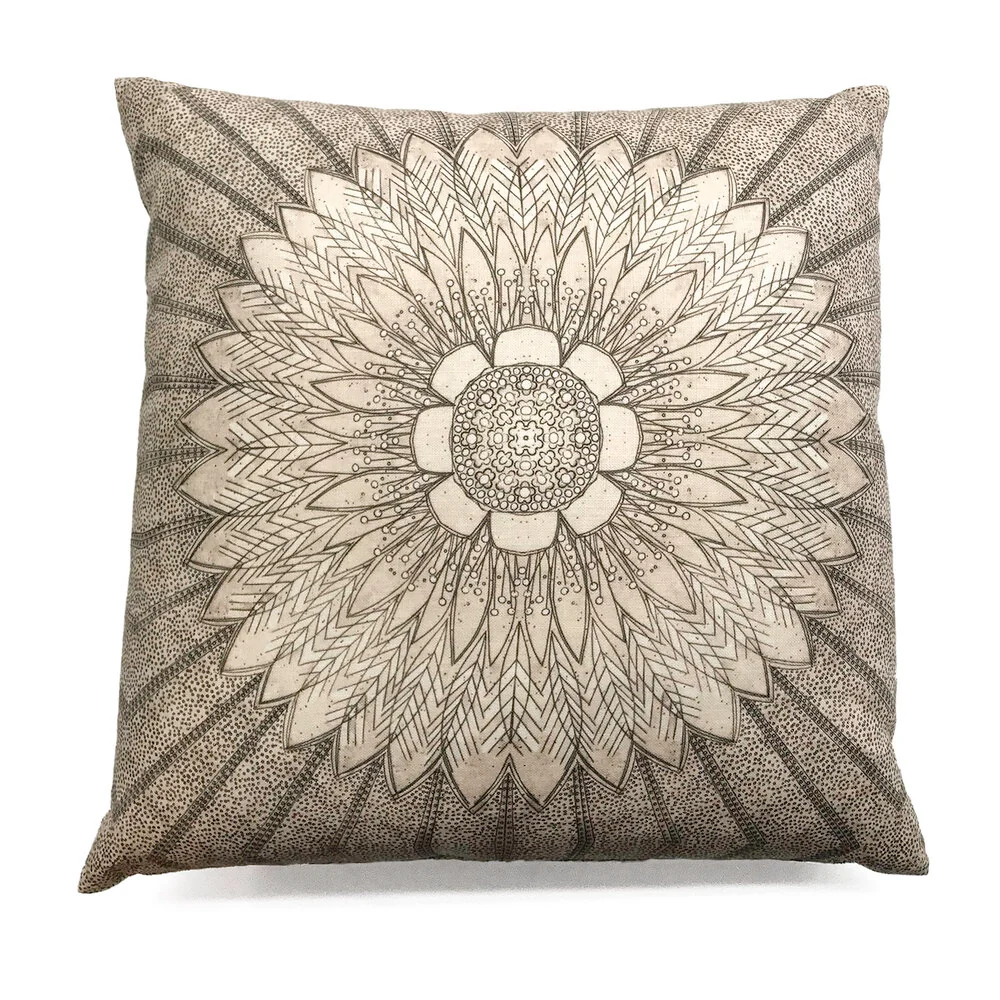 Sunflower Radiance Reversible Linen Pillow - Image 4