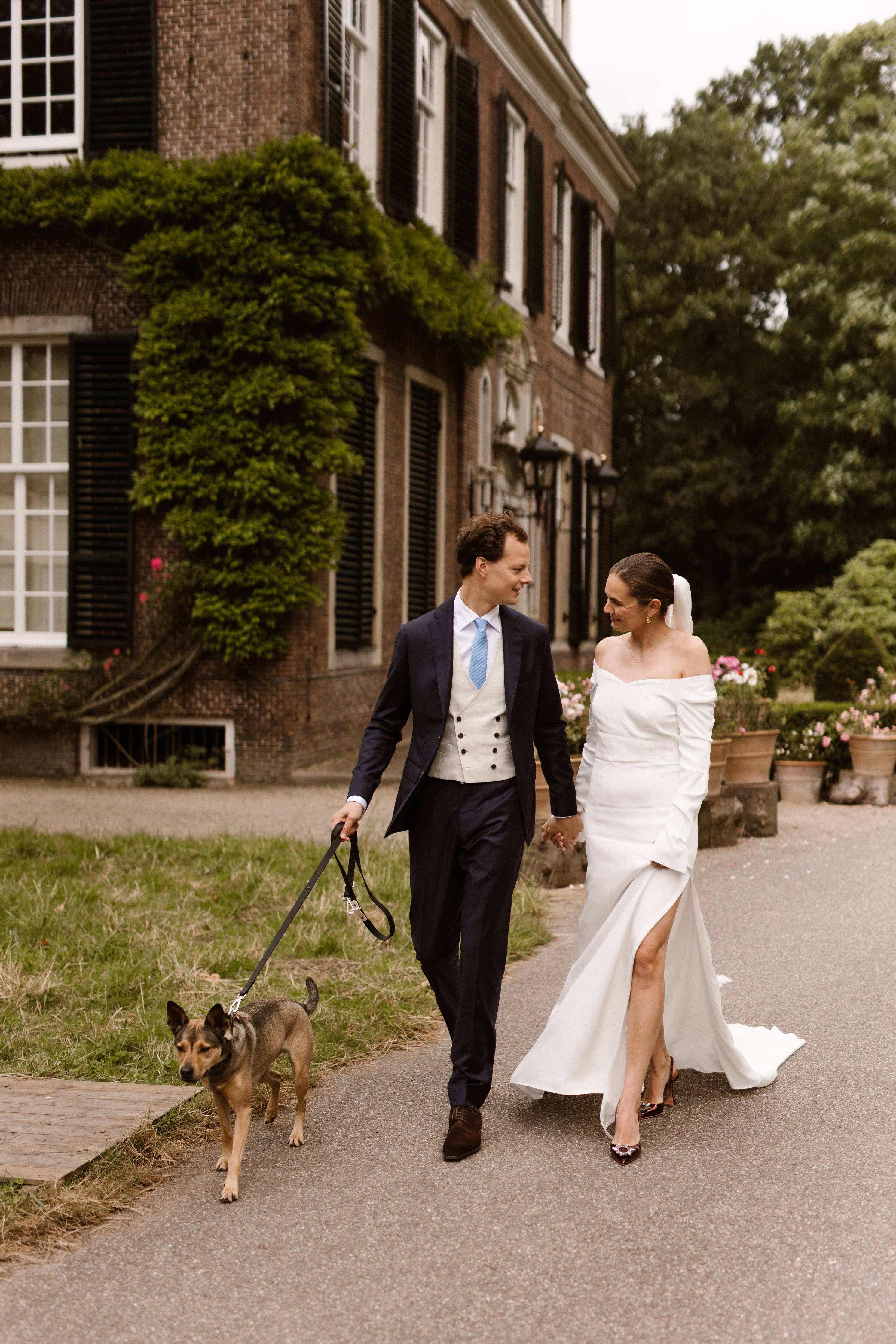 The Fritz Collar : Black Tie White Sand - Image 5